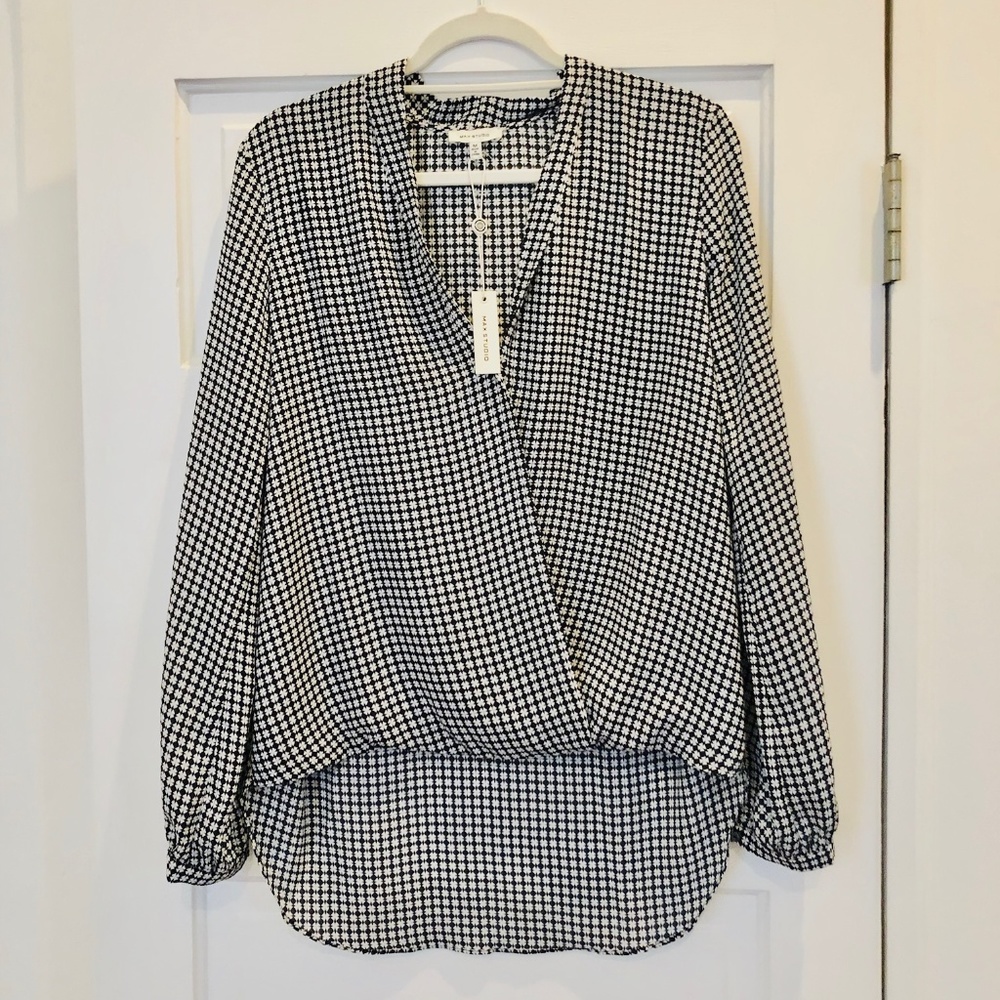 NWT Max Studio Long Sleeve Wrap Top - Picture 1 of 5